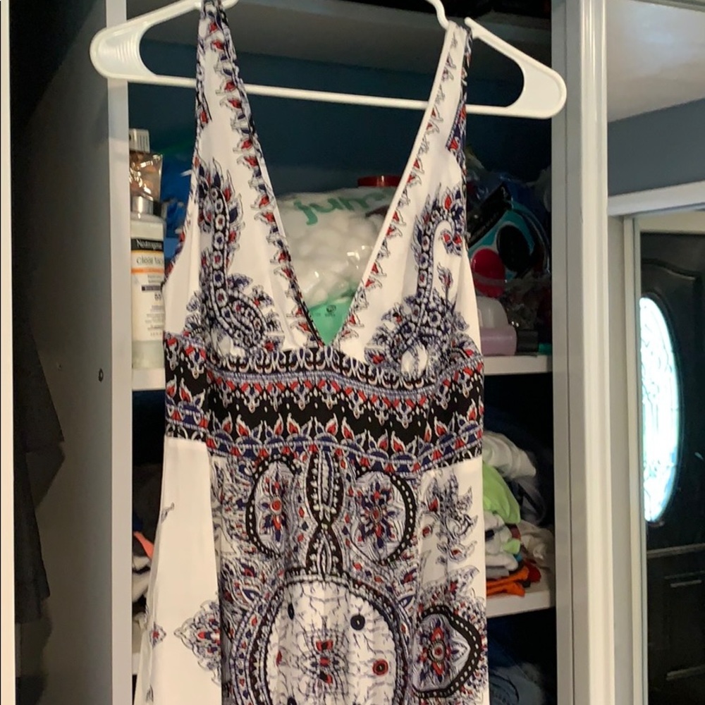 2B Bebe summer maxi dress.